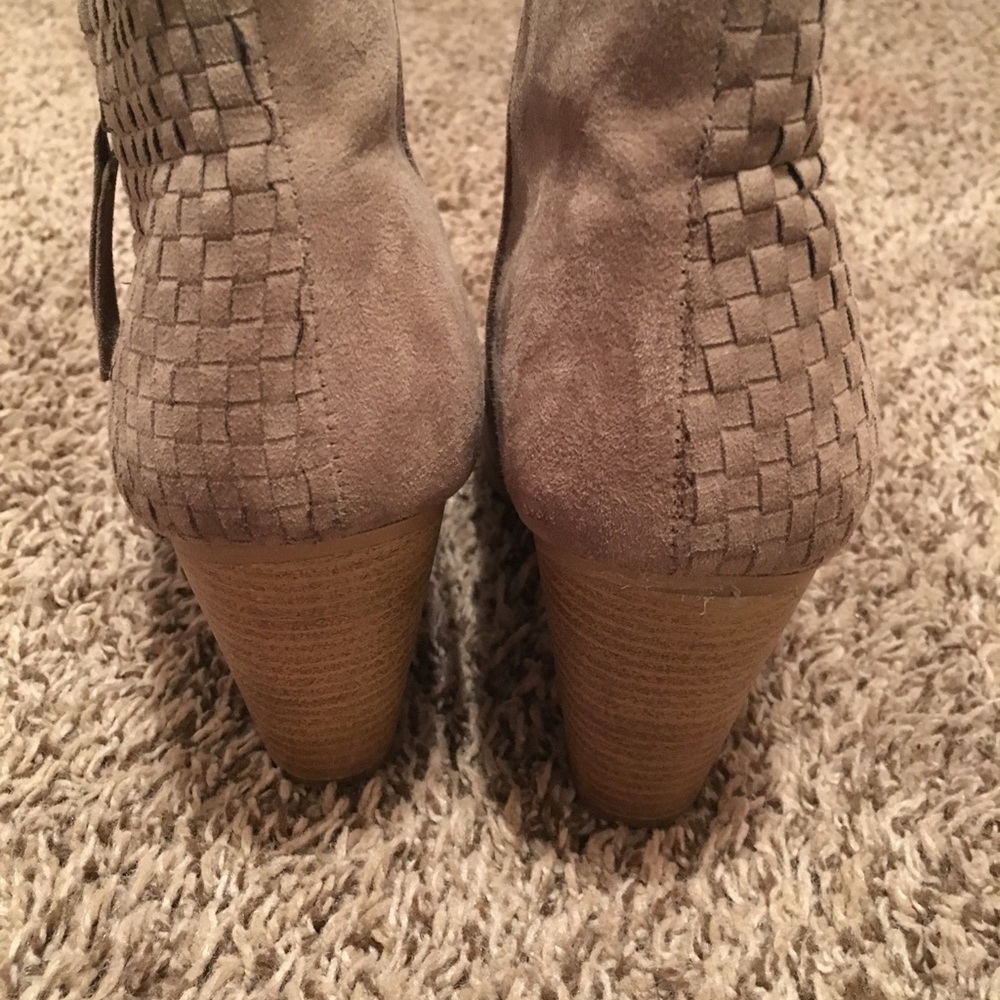 Booties - Picture 4 of 5